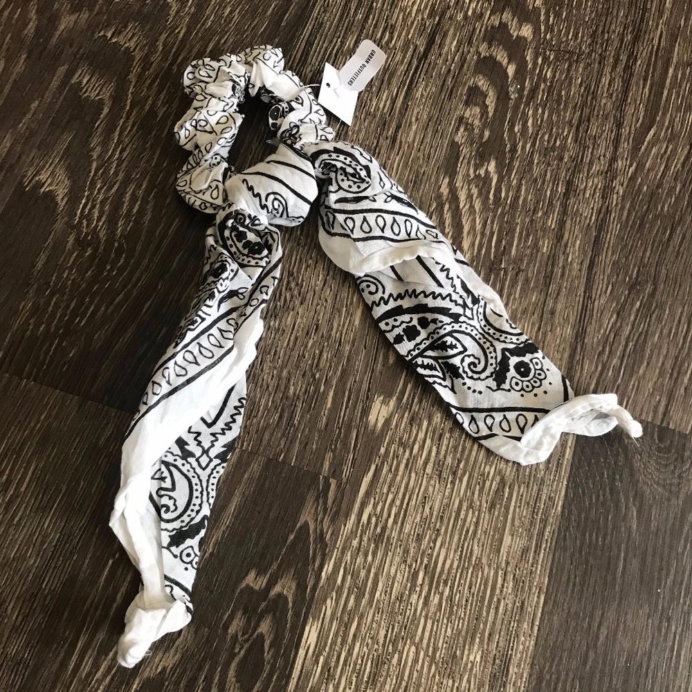 Urban Outfitters Western Bandana Scrunchie Hair